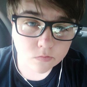 Meet your Posher, Damon